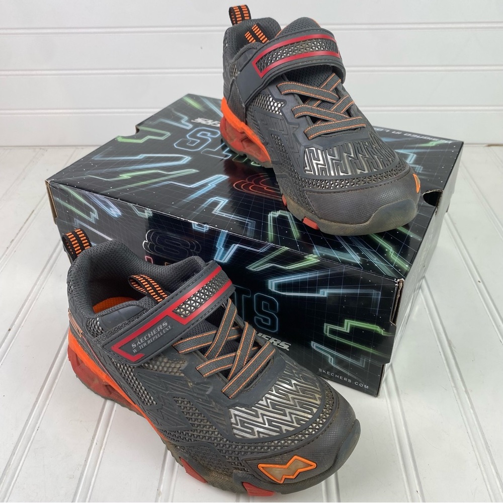 Skechers S-Lights Hydro Lights Heat-Tread Light-Up Sneaker - Kids size 2